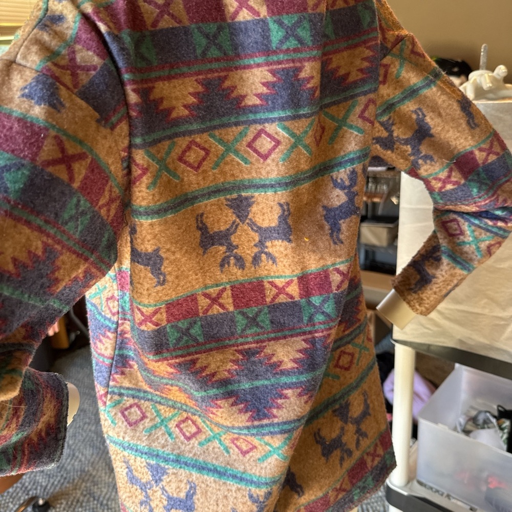 Colorful Patterned Crew Neck Sweater - Picture 3 of 4
